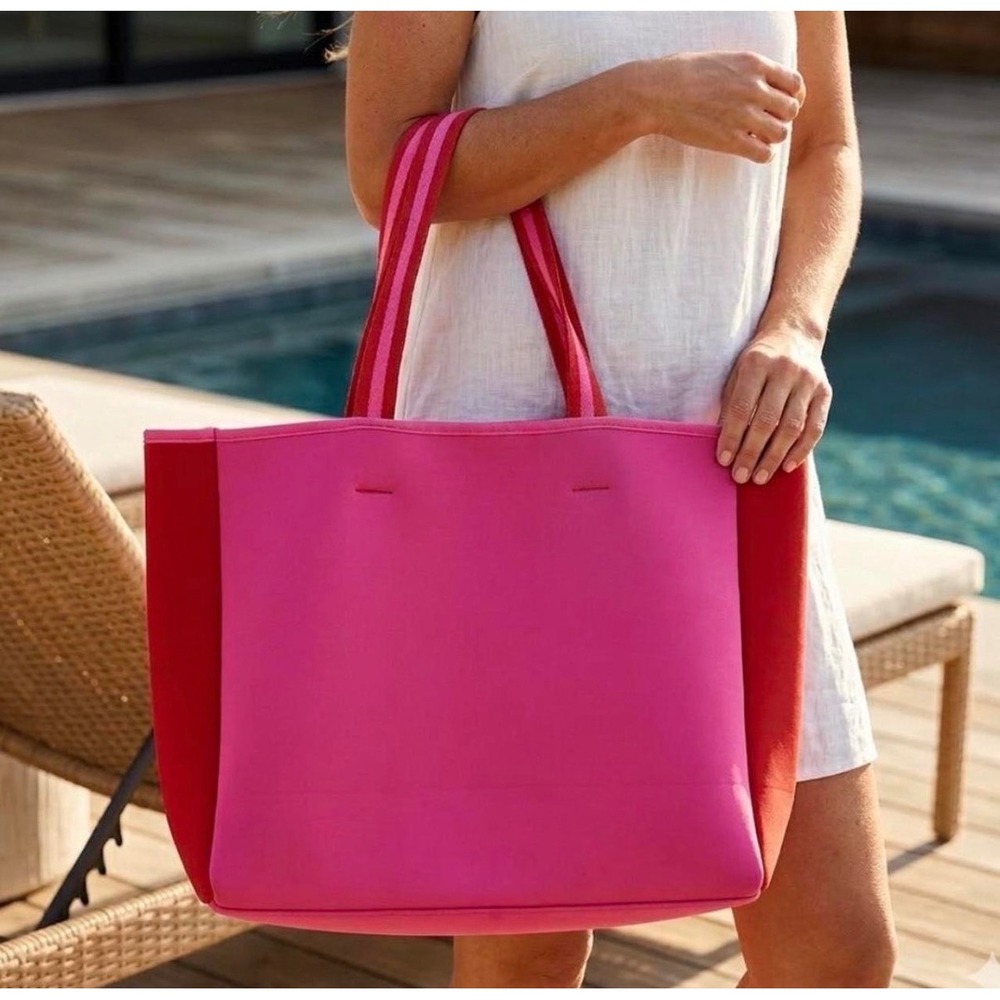 Summersalt Beach Tote NEW Neoprene Hibiscus Lava Pink